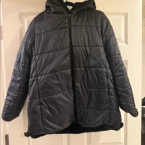 Save the Duck REVERSIBLE FAUX FUR JACKET MOD. BRIDGET IN BLACK - Picture 11 of 13